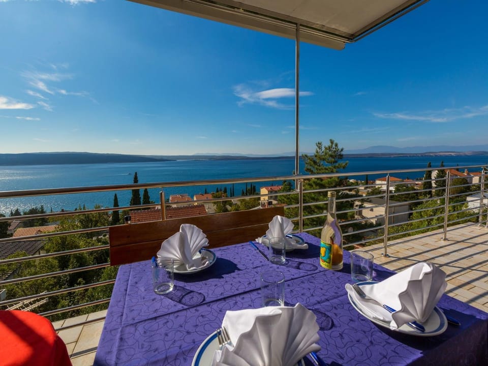 Balcony/Terrace, City view, Sea view