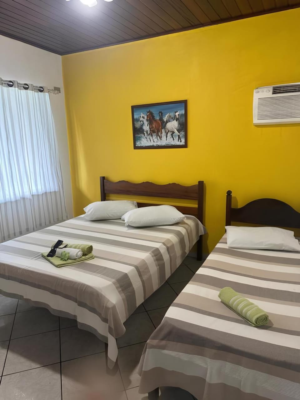 Bed, Photo of the whole room, Bedroom, towels, air conditioner