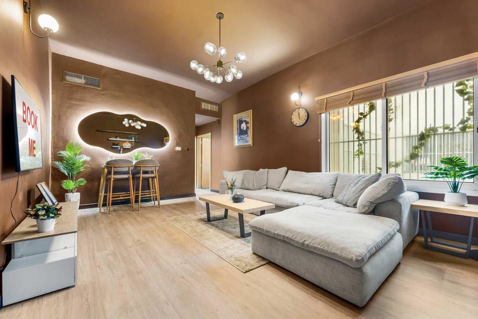 StayShort - 1 Bedroom in Al Garhoud Perfect for 2! Apartment in Dubai