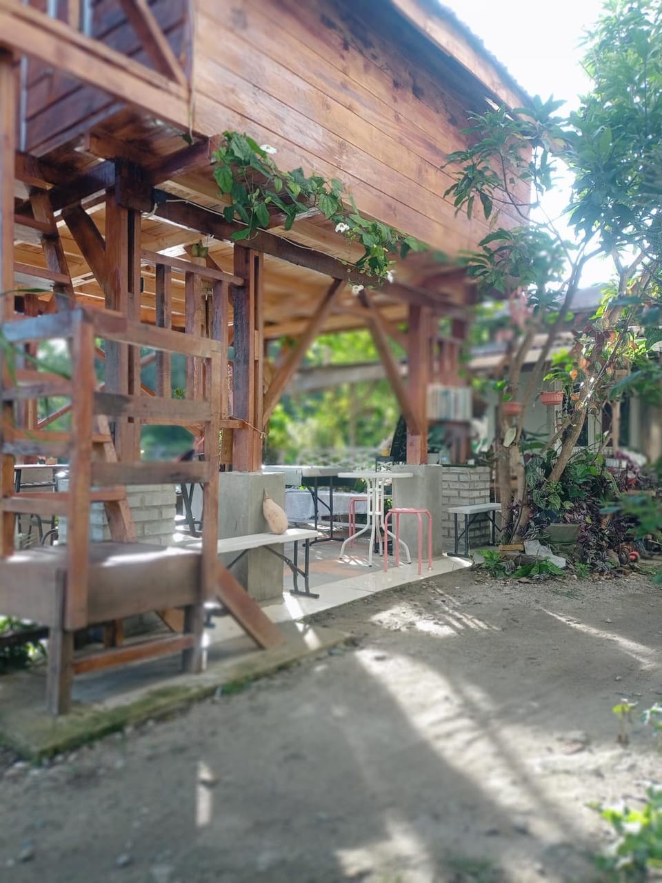 JE House Bed and Breakfast in Indonesia