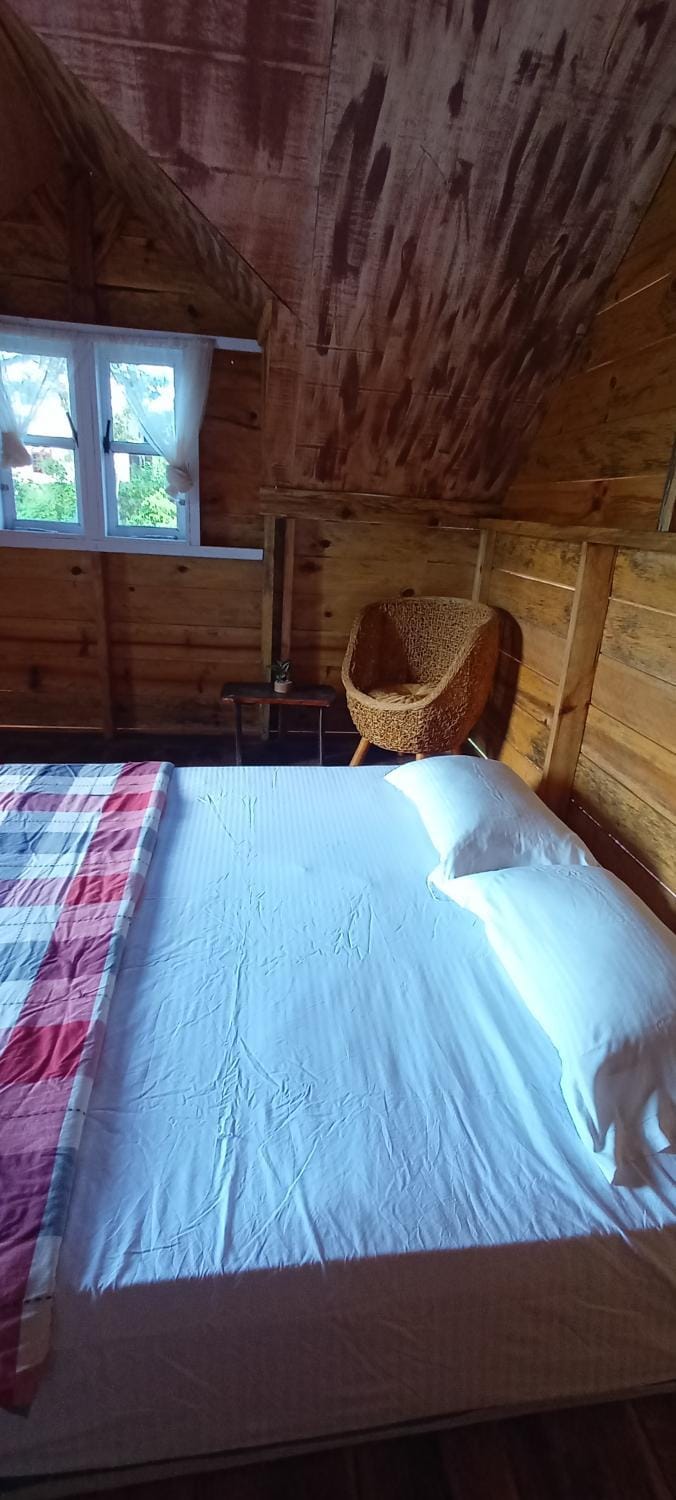 JE House Bed and Breakfast in Indonesia