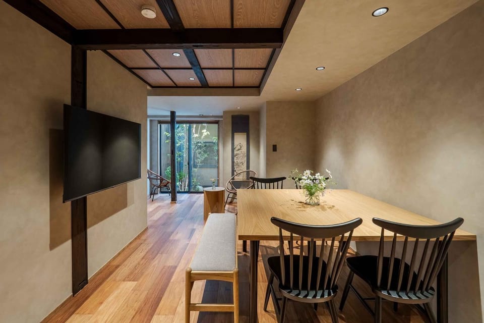 Day, Living room, Photo of the whole room, Dining area