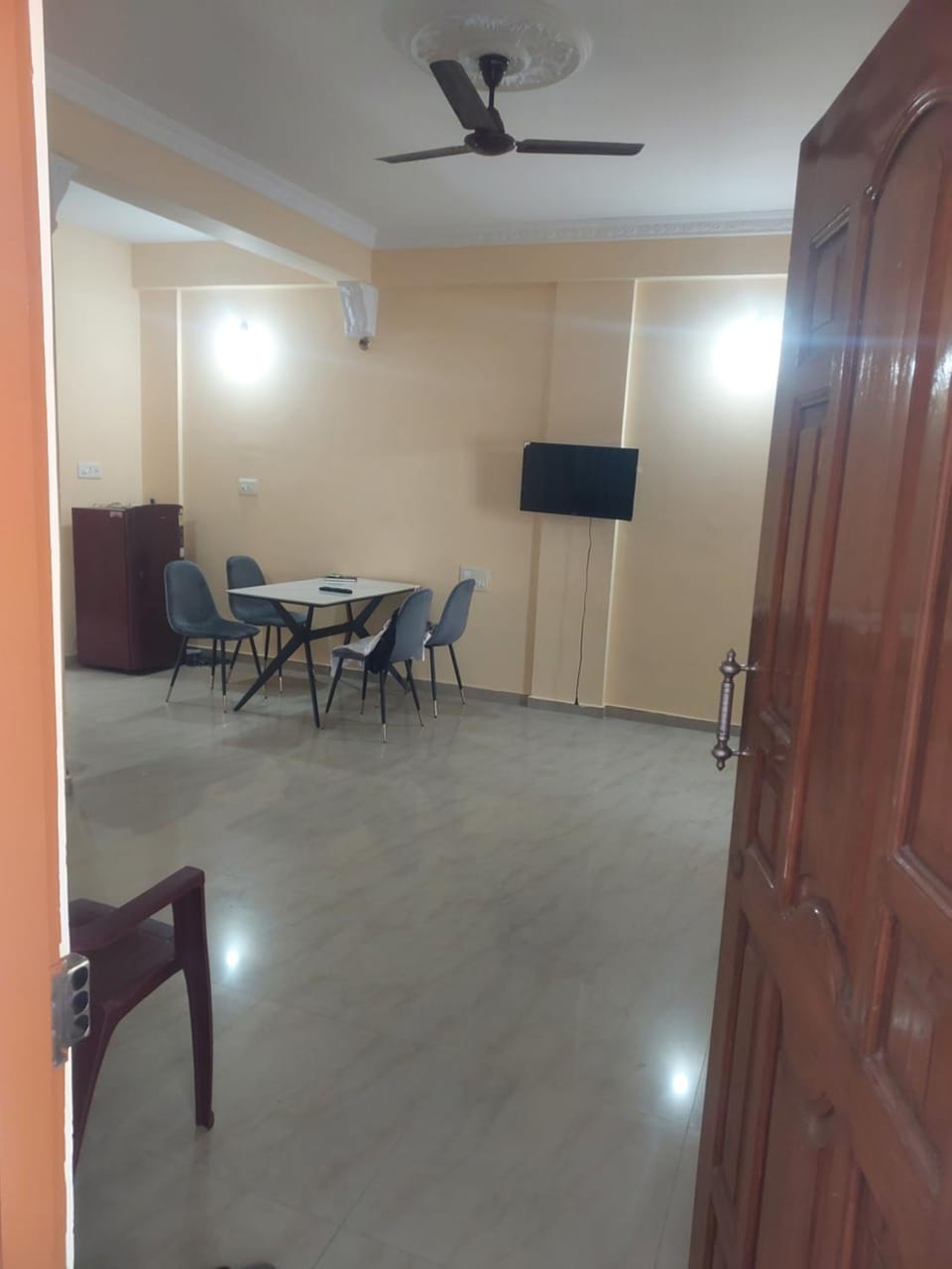 Cheap and best stay at Hebbal Apartment in Bengaluru