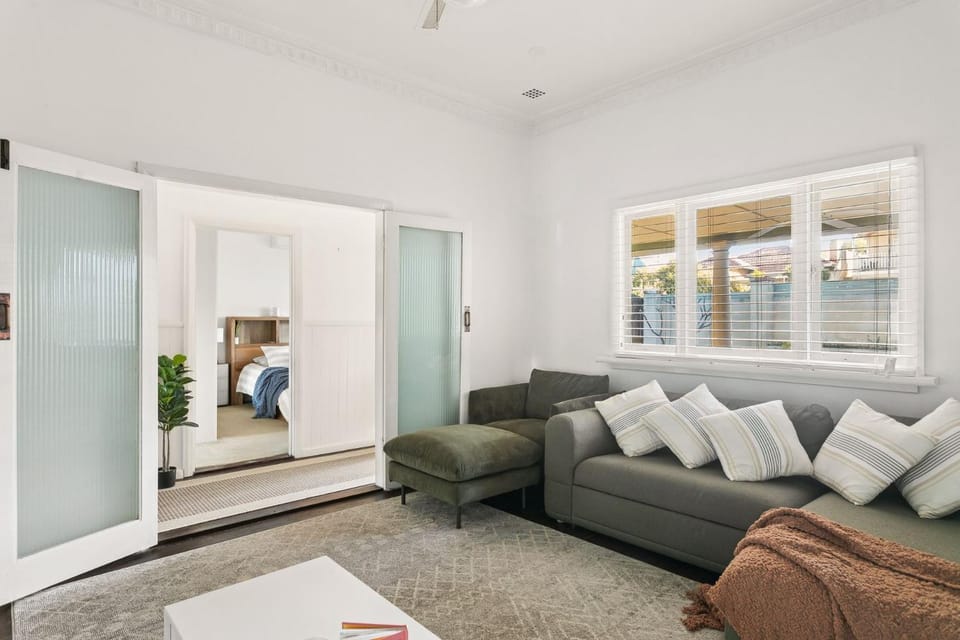 Bayswater Hideaway - Sauna, Near CBD & Airport House in Bayswater