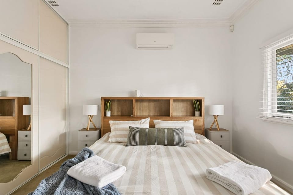 Bayswater Hideaway - Sauna, Near CBD & Airport House in Bayswater