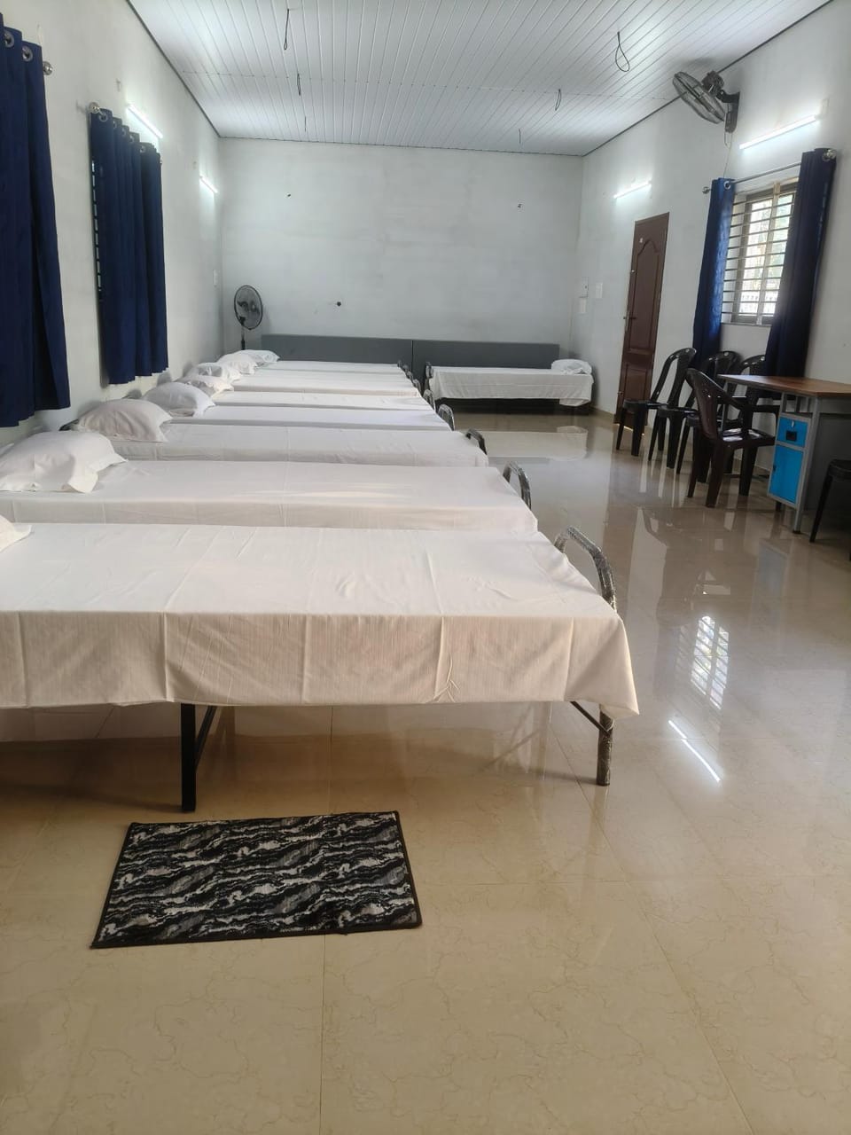 Lagoon lake view Bed and Breakfast in Kerala