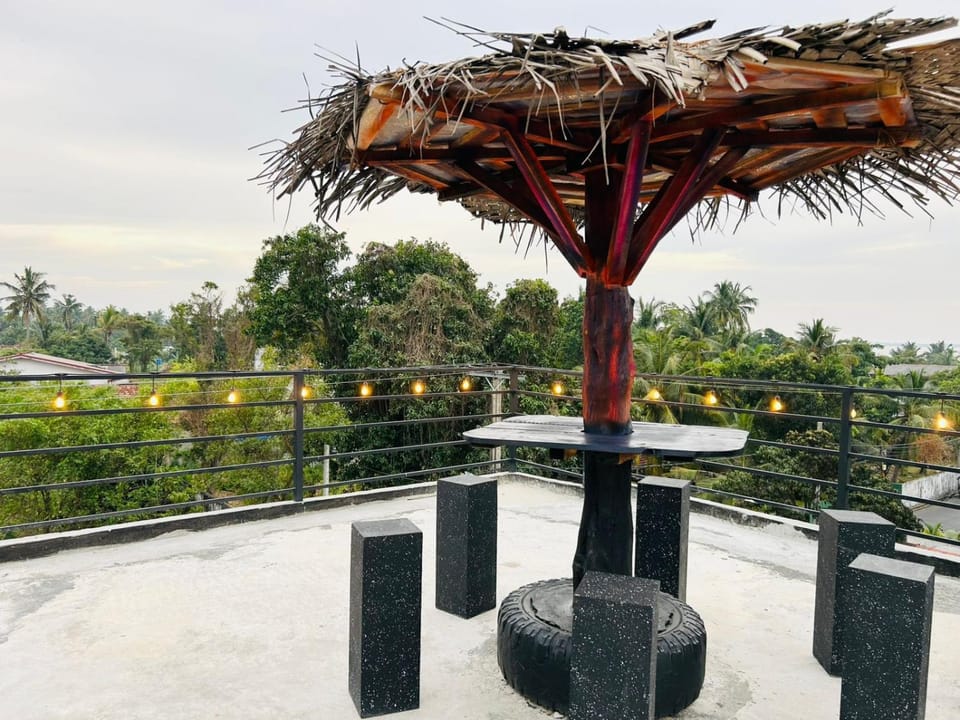 NV Villa - Near Airport Bed and Breakfast in Negombo