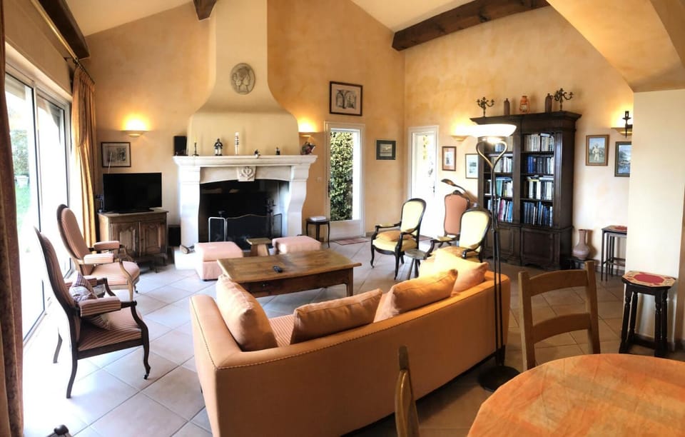 Résidence Le Chemin du Roustidou - maeva Home - Villa climatisée avec piscine 5 pièces 8 personnes - Confort MAE-2063 Apartment in French Riviera