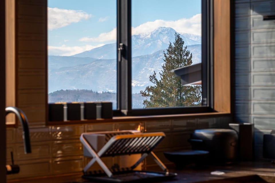 Day, Natural landscape, Mountain view, kitchen