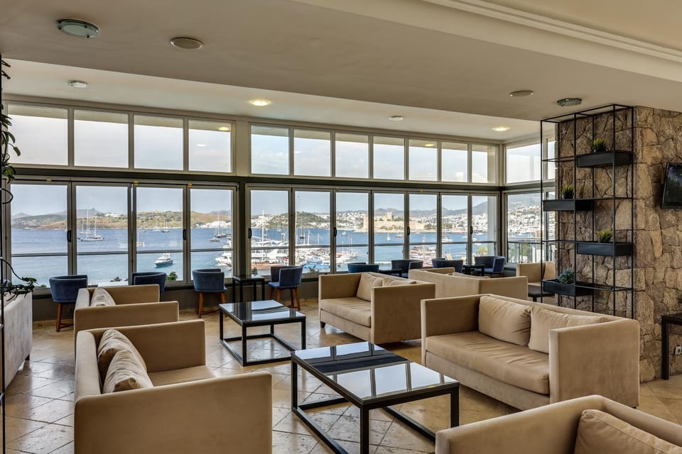 Seating area, Sea view