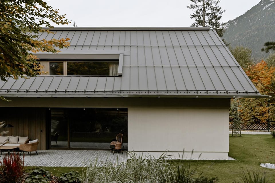 Property building, Garden