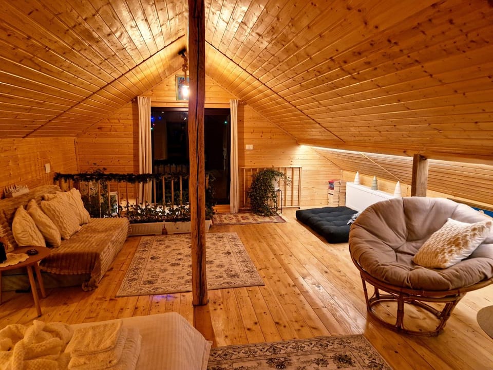 Căsuța din deal House in Romania