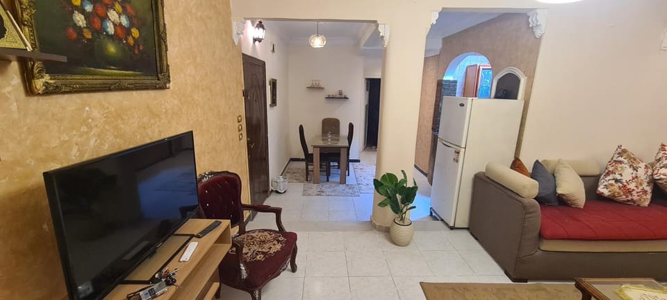 استوديو غرفة وريسبش عائلات فقط One room studio and reception Apartment in Cairo Governorate