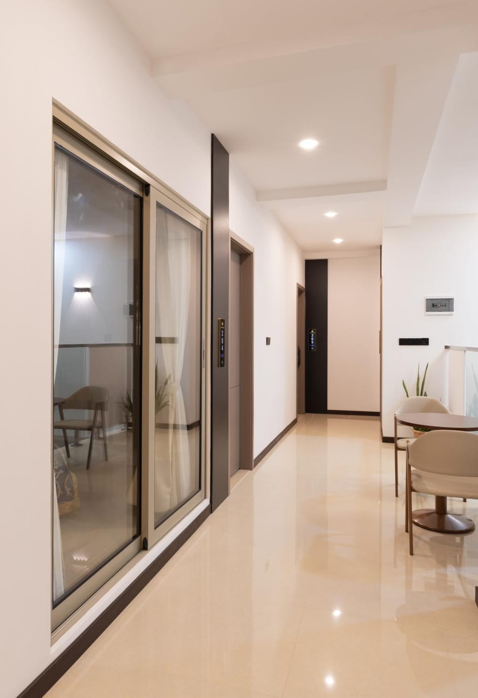 Property building, Balcony/Terrace