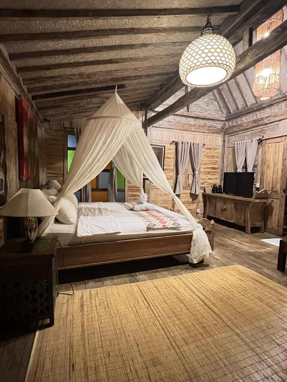 Wooden Cabin In Jimbaran - Lilac Suite Cabin in Kuta Selatan