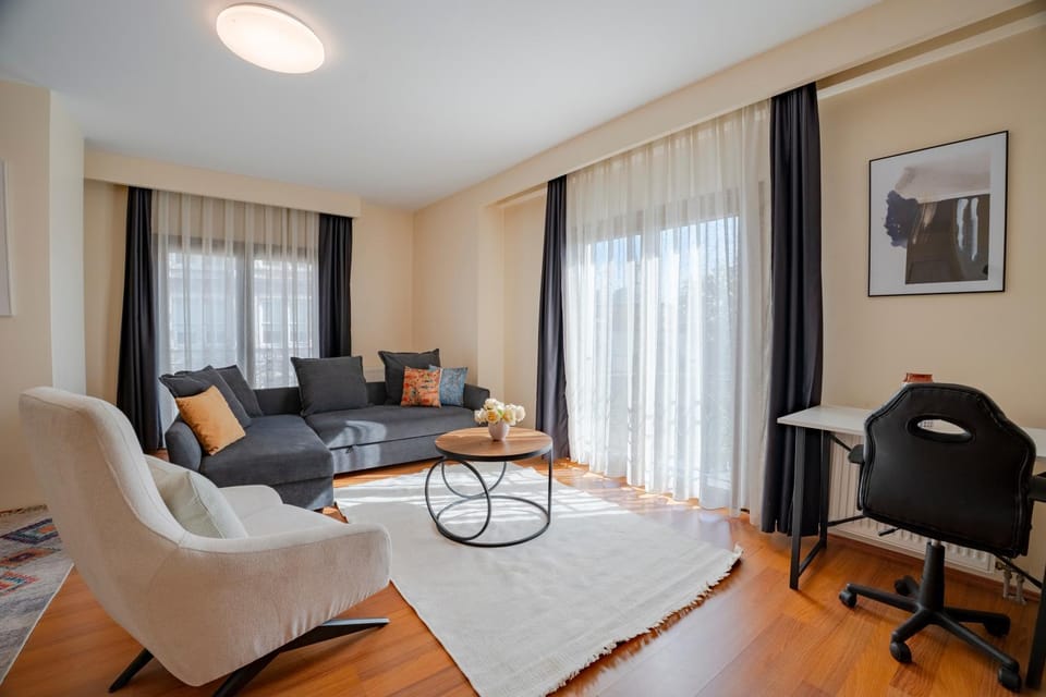 Spacious 1-Bedroom Apartment with Bosphorus View Apartment in Istanbul