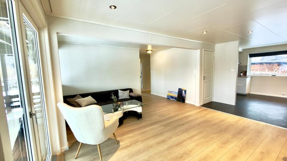 House with sauna & hot tub, 4 beds House in Rogaland