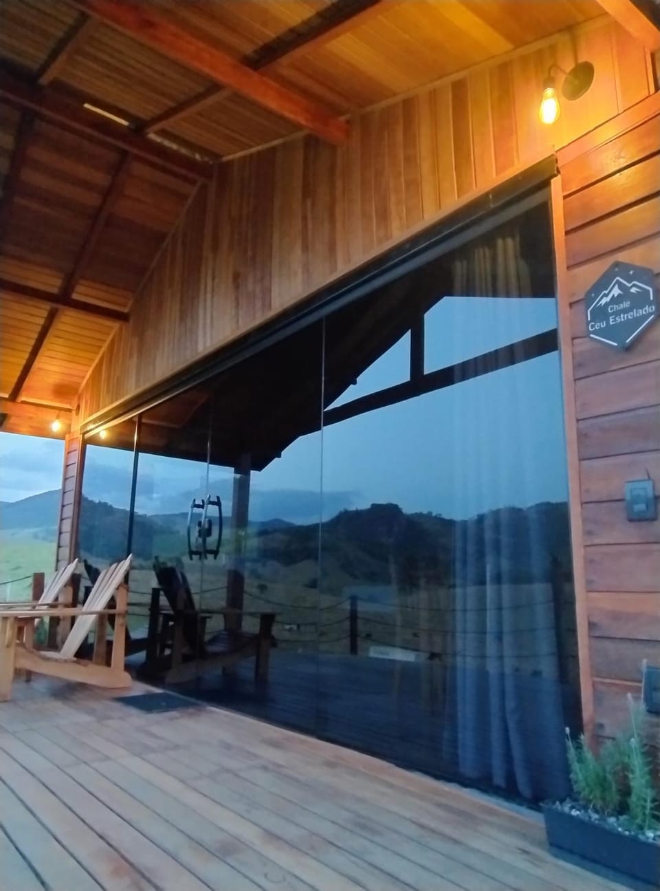 View (from property/room), Balcony/Terrace, Mountain view, sunbed