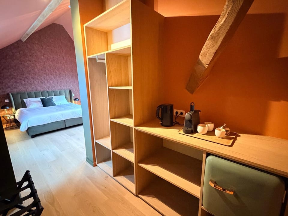 Coffee/tea facilities