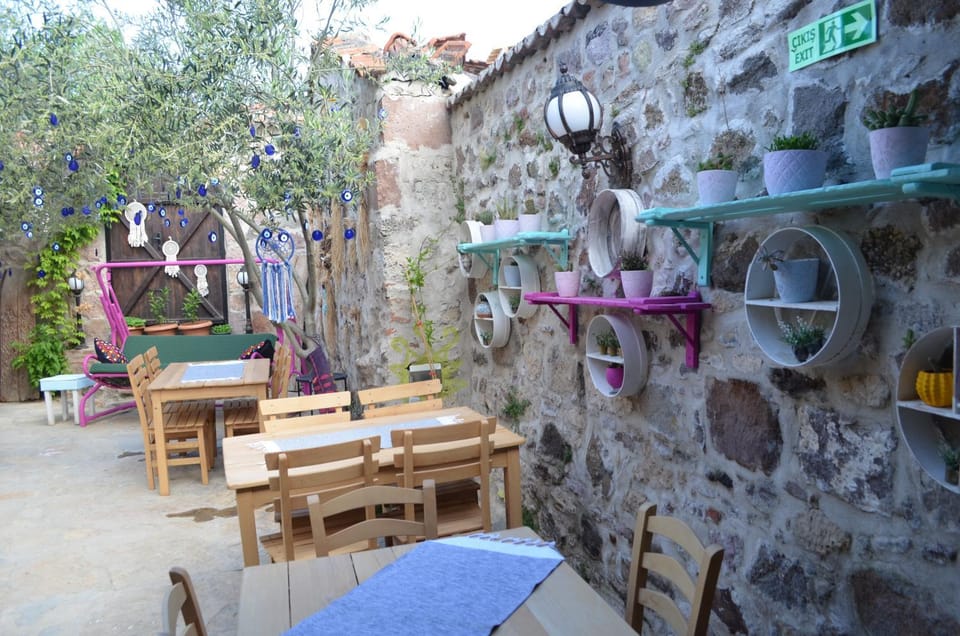 Restaurant/places to eat