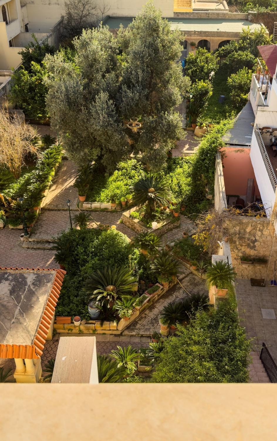 New penthouse near airport, with outdoor bbq area Apartment in Malta