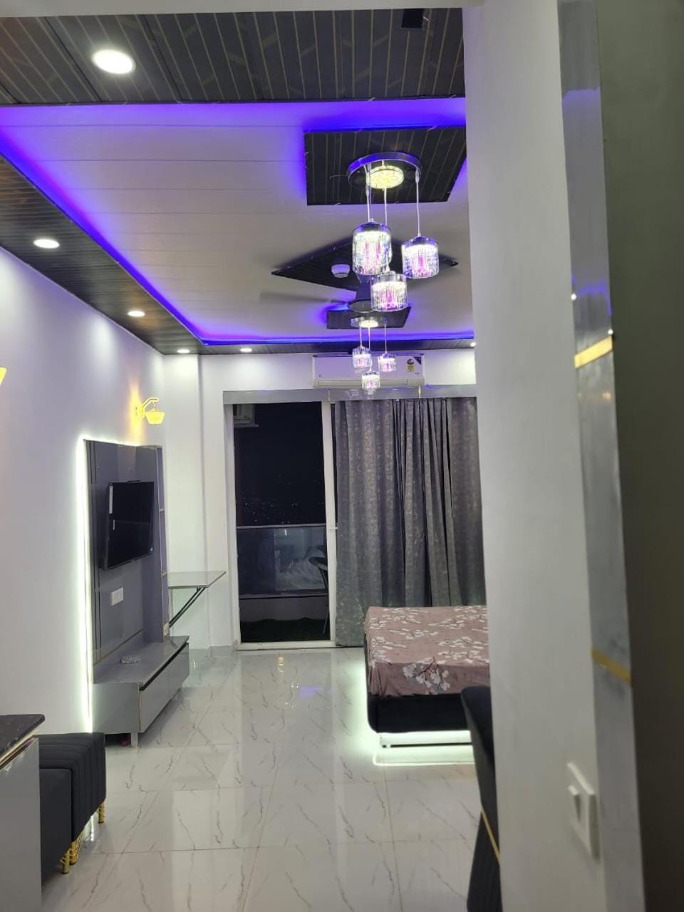 Sm studio stay Apartment in Noida