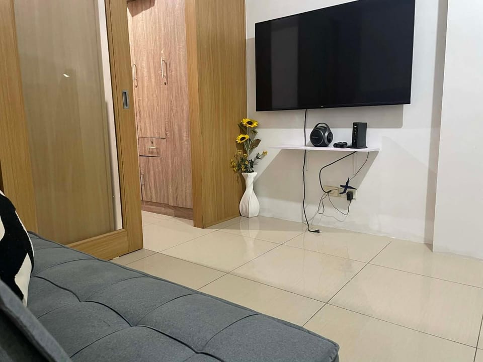 Spacious One Bedroom Unit in MOA Apartment hotel in Pasay