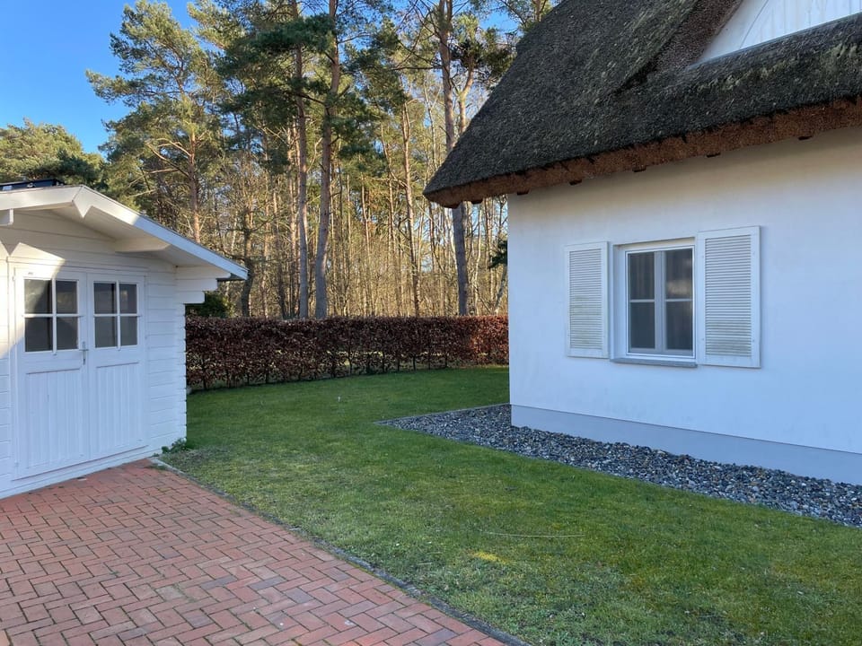 Weißes Traumhaus House in Glowe
