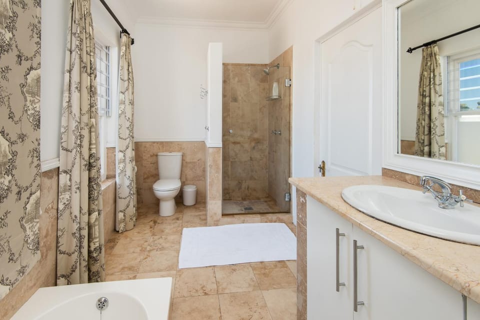 Fir Close 3 bedroom Villa in Hermanus