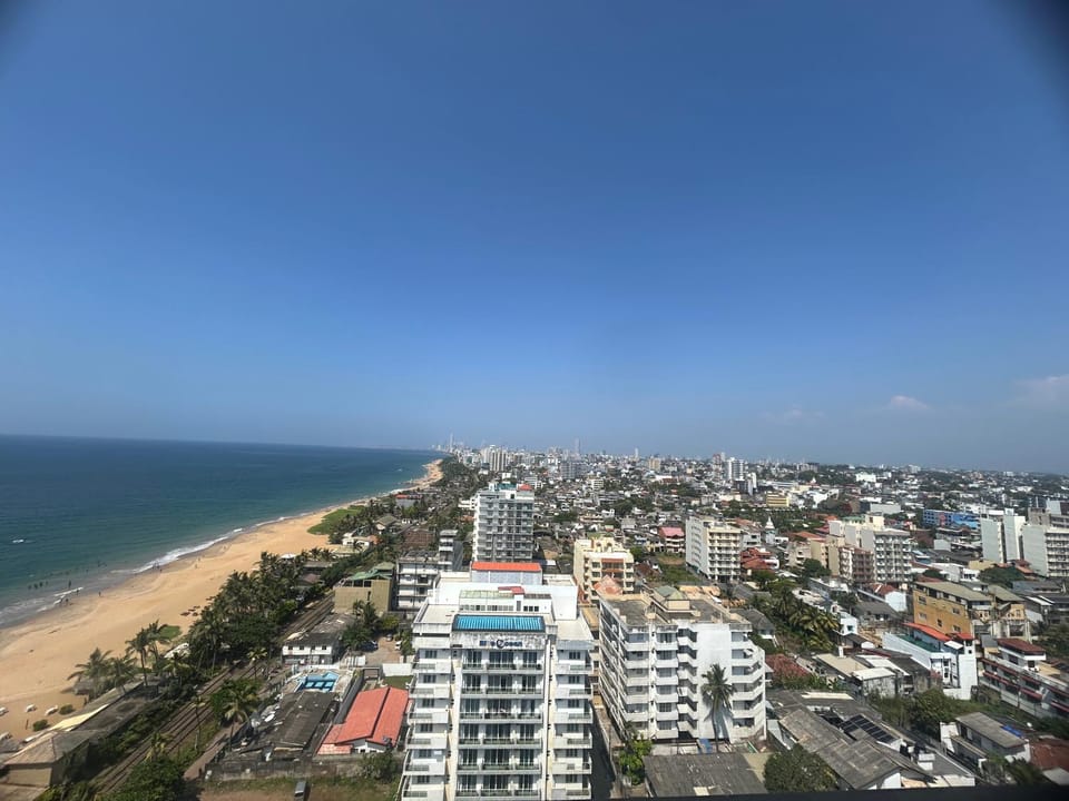 Fully Furnished Sea View Apartement Apartment in Dehiwala-Mount Lavinia
