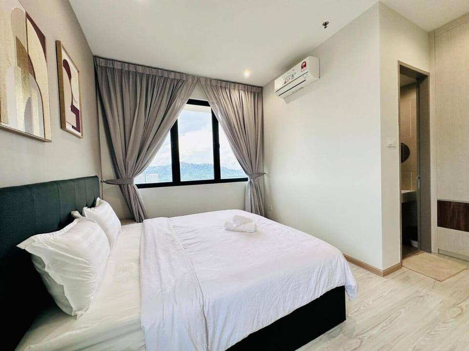 Romantic Sea & Penang Bridge View Luxury 2BR Apartment in Bayan Lepas