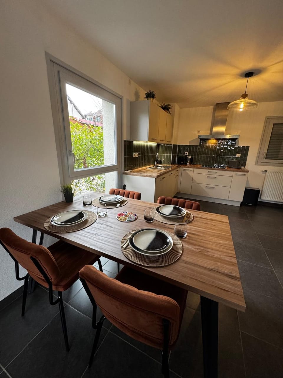 T2 cosy à Saint-Julien-en-Genevois, jardin privatif et parking Apartment in Saint-Julien-en-Genevois