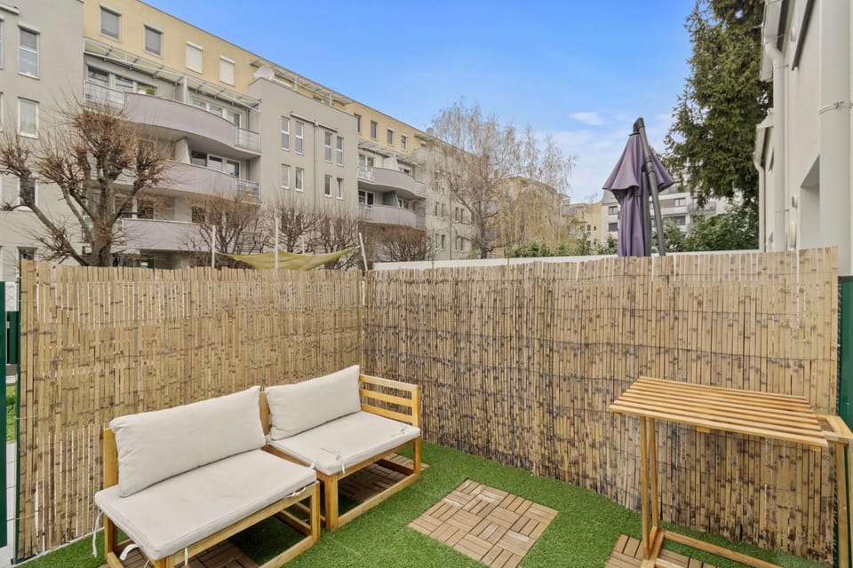 U1 Metro Nearby - 1-BR - fast Wi-Fi Apartment in Vienna