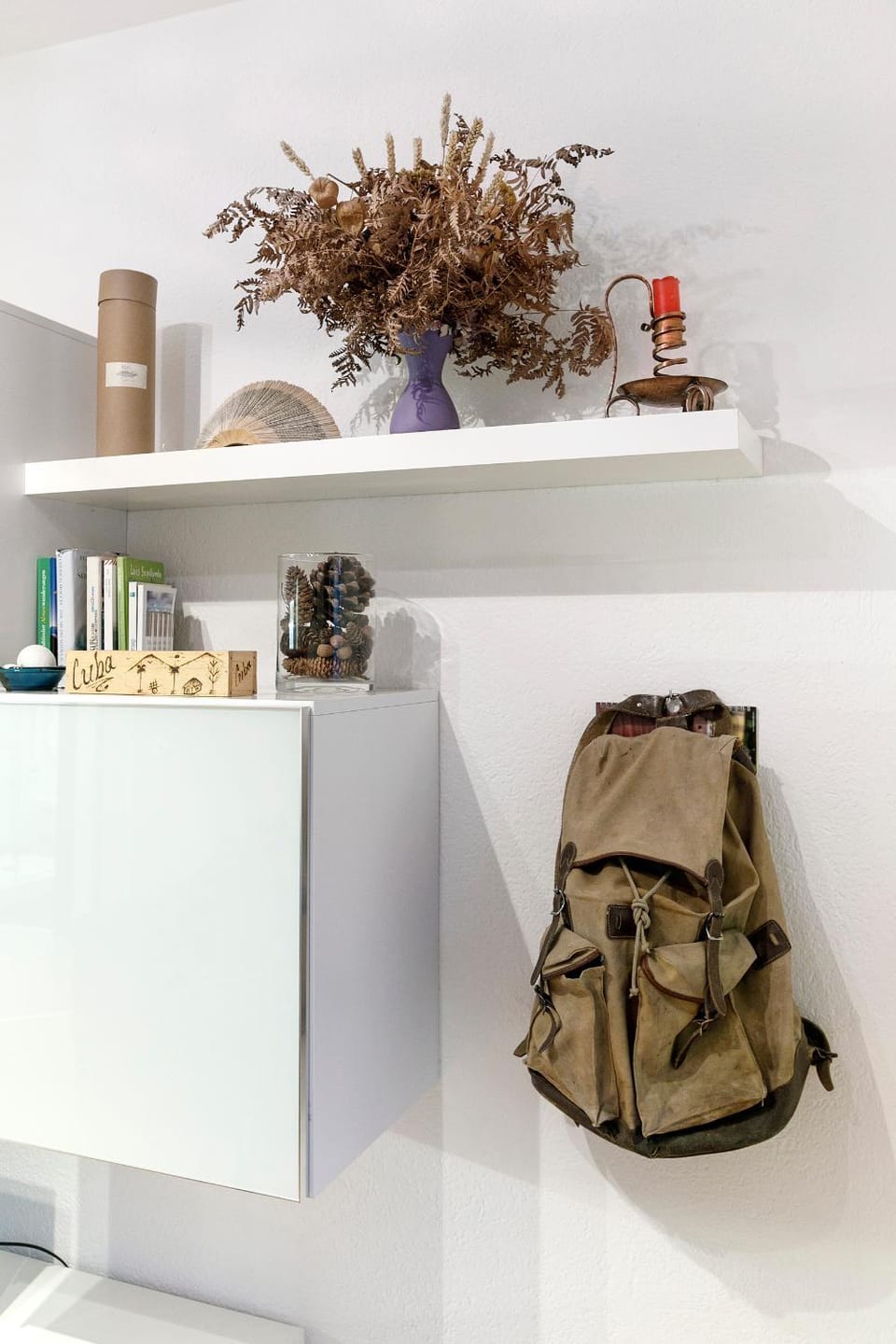 Living room, Decorative detail, locker