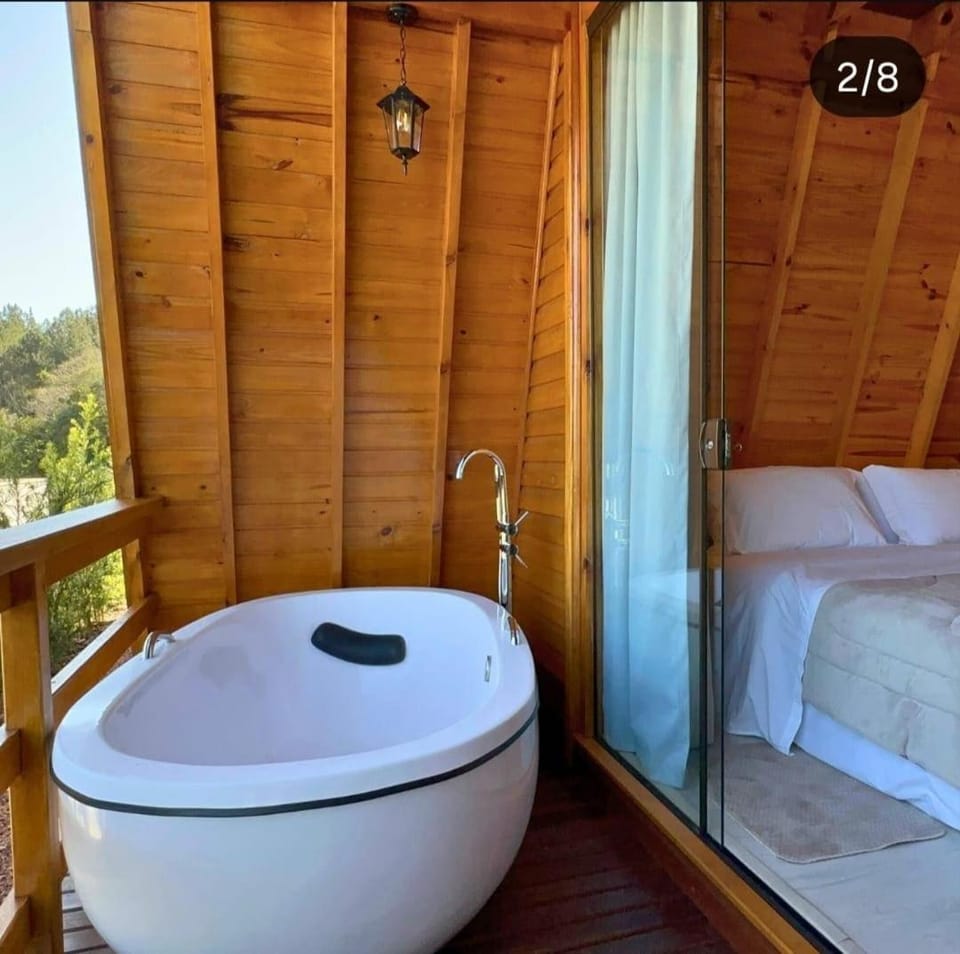 RELAX - Refúgio na serra gaúcha Banheira Chalet in State of Rio Grande do Sul