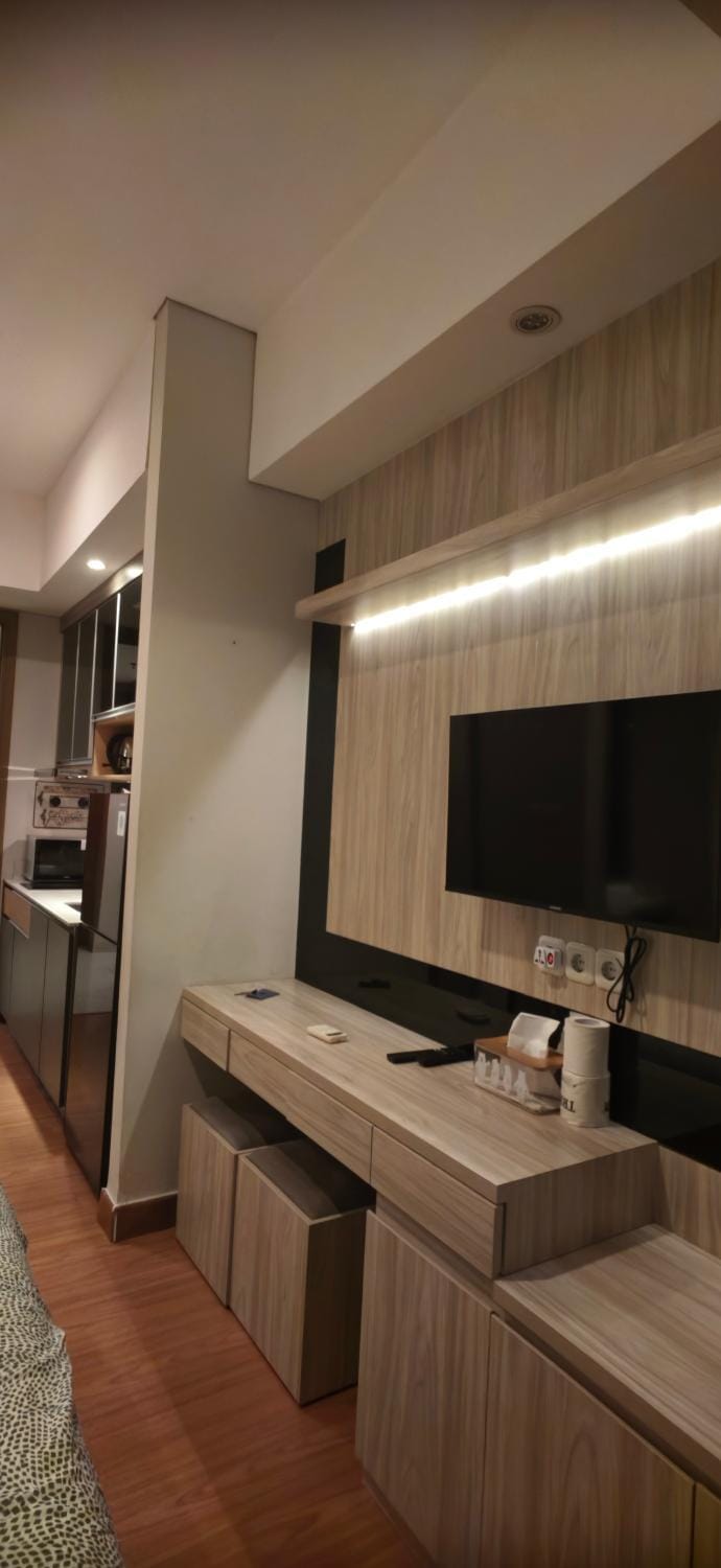 TV and multimedia, Kitchen or kitchenette
