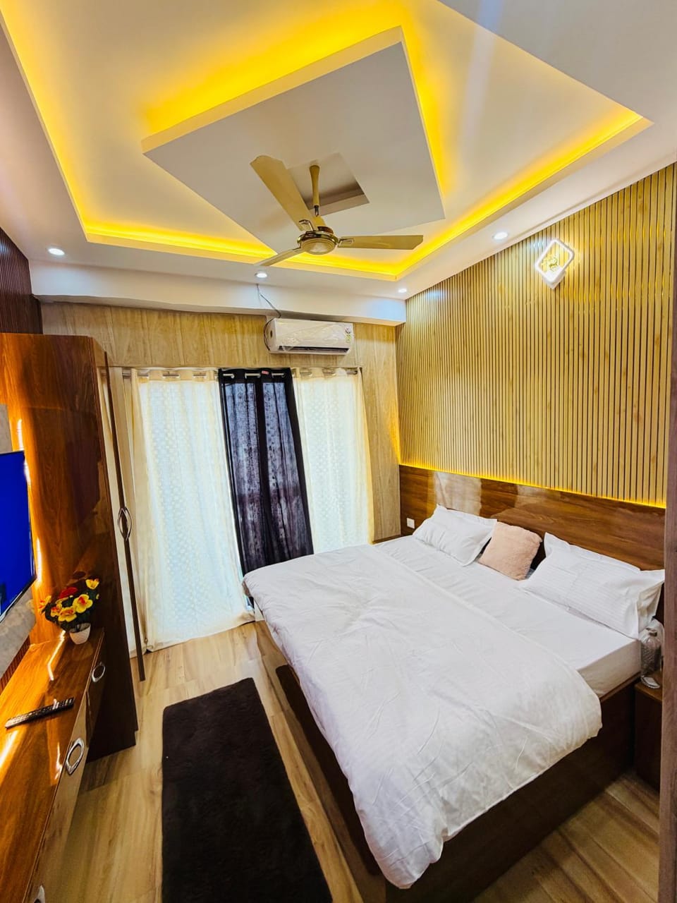 sky view stay Apartment in Haryana