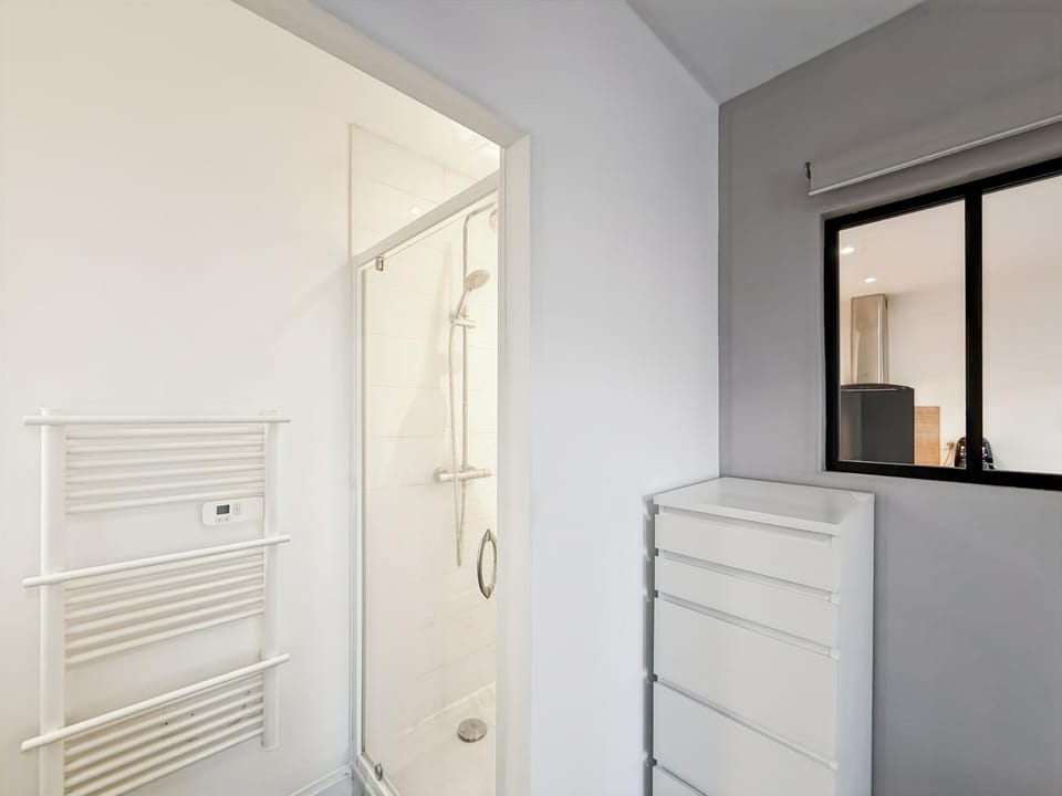 Le Chézy Dinan - Spacieux & Calme - Terrasse Apartment in Rennes