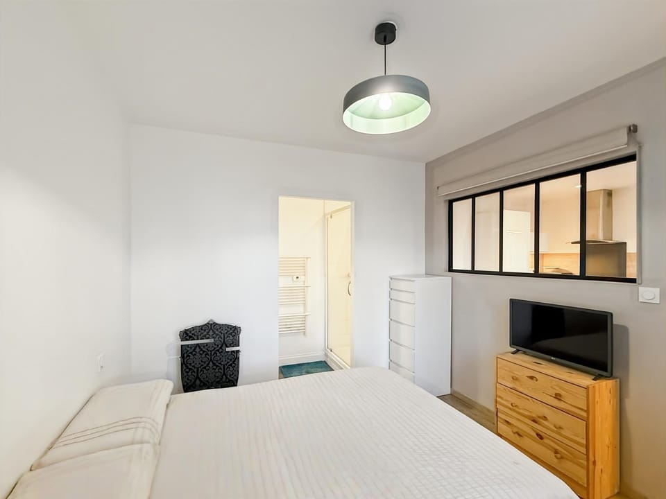 Le Chézy Dinan - Spacieux & Calme - Terrasse Apartment in Rennes