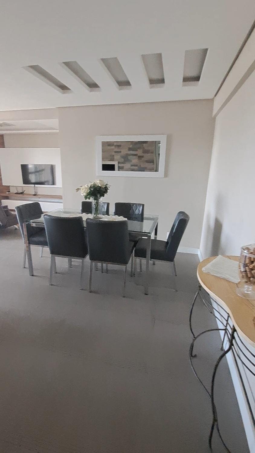 Porto Alegre, apto espaçoso 4 Distrito - Aeroporto, Arena, Trem - acomoda até 8 pessoas Apartment in Porto Alegre