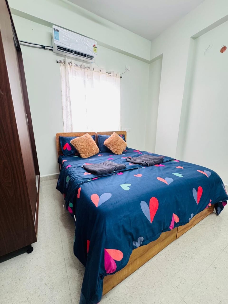 Terrace Paradise 1BHK Flat near AMB Mall Kondapur Apartment in Hyderabad