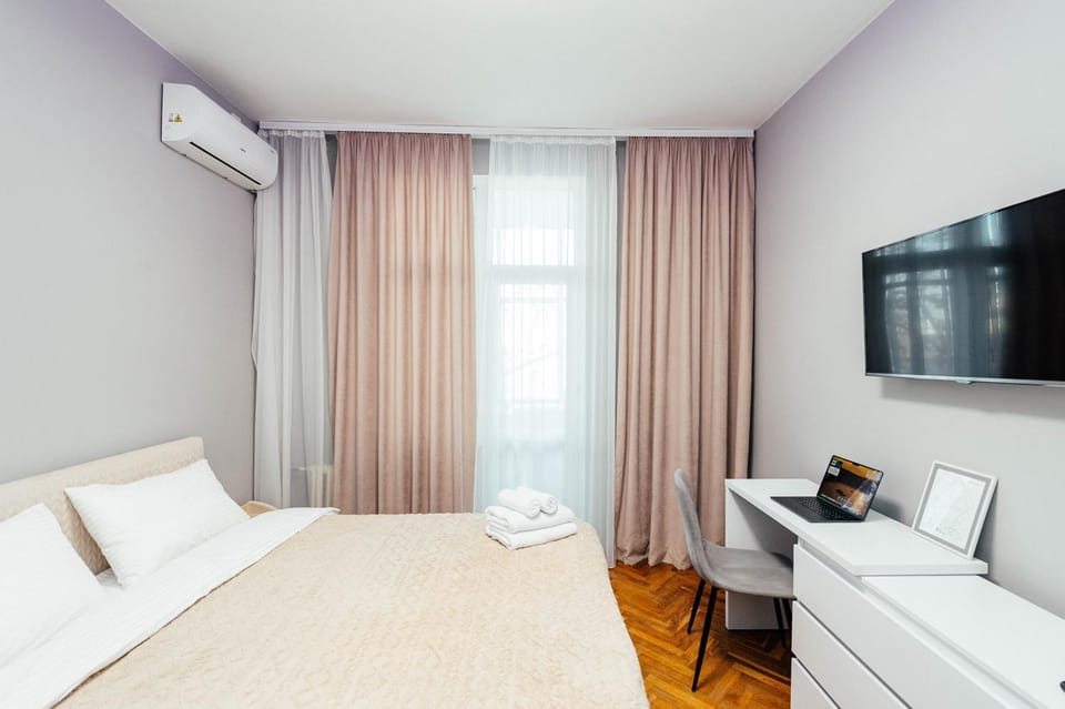 TV and multimedia, Bedroom, towels, air conditioner