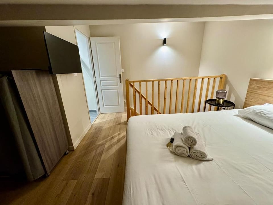 Le zébra des grattes-ciel -medipole Apartment in Villeurbanne
