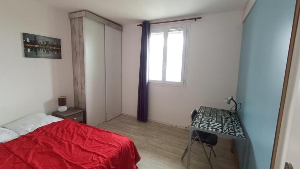 Appartement calme au dernier Etage 4éme Apartment in Brittany