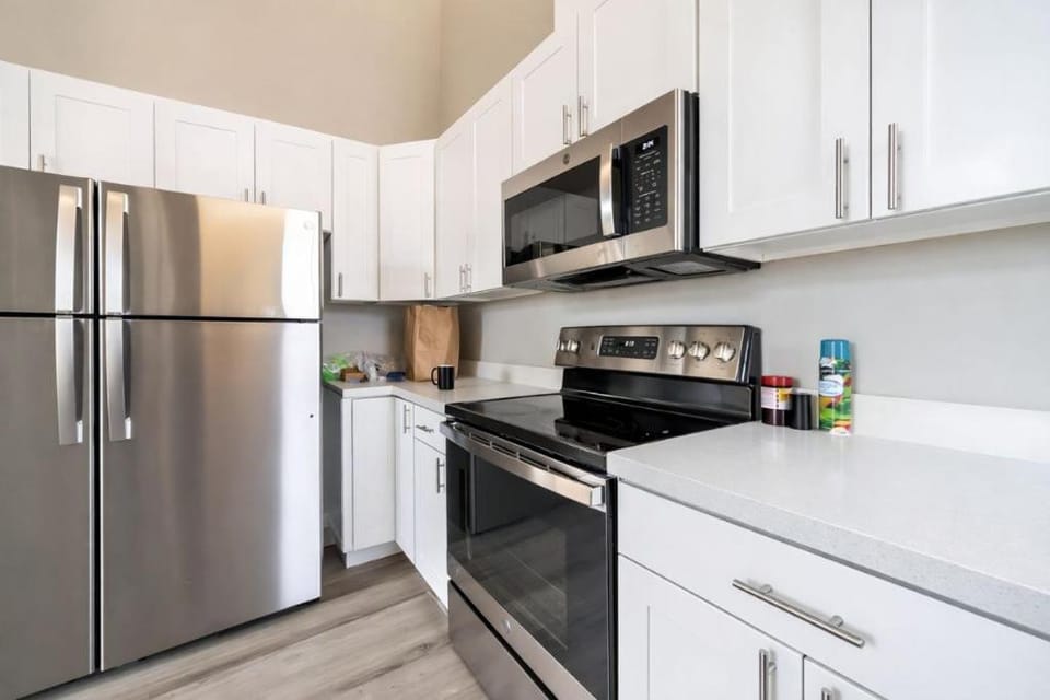 microwave, oven, kitchen
