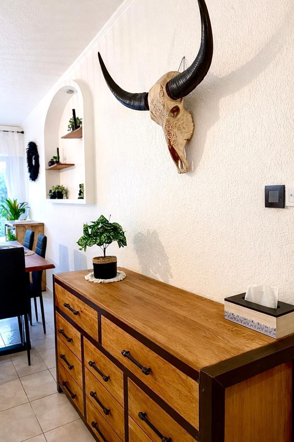 Living room, Lounge or bar, Decorative detail, Decorative detail, storage, storage