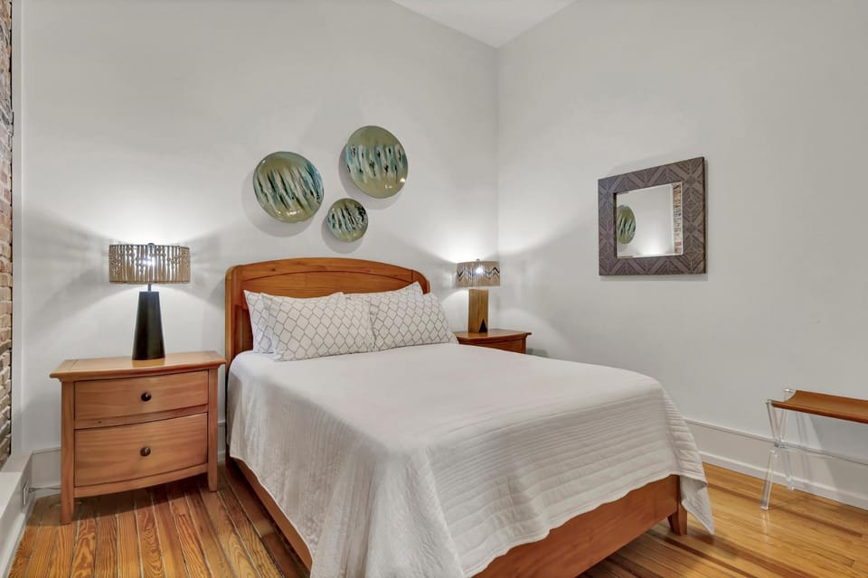 Luxe 220 Suite 2 House in Wilmington