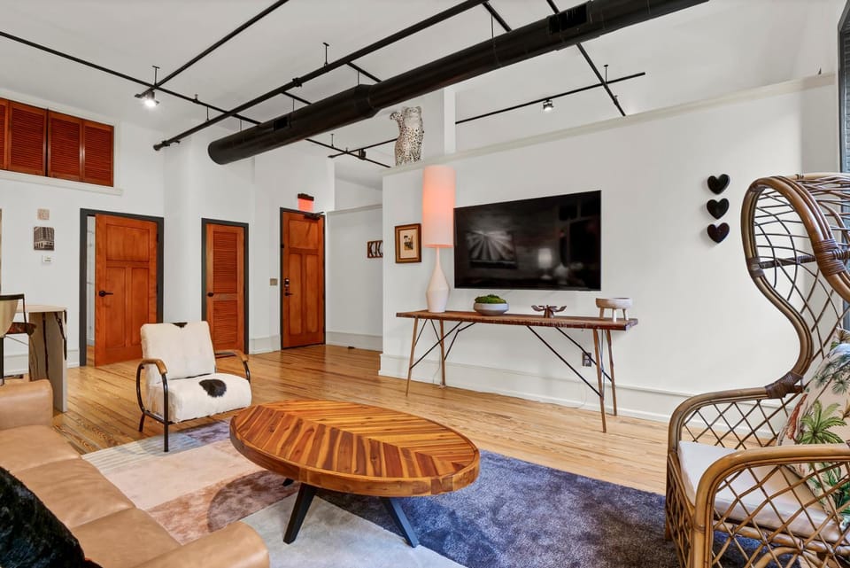 Luxe 220 Suite 5 House in Wilmington