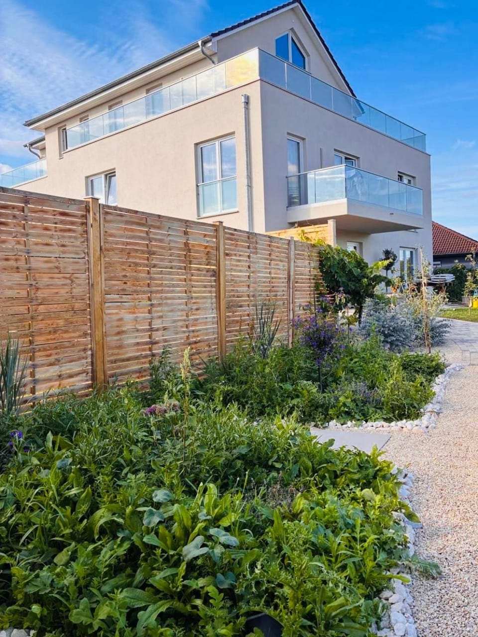 Property building, Garden, View (from property/room), Balcony/Terrace, Garden view