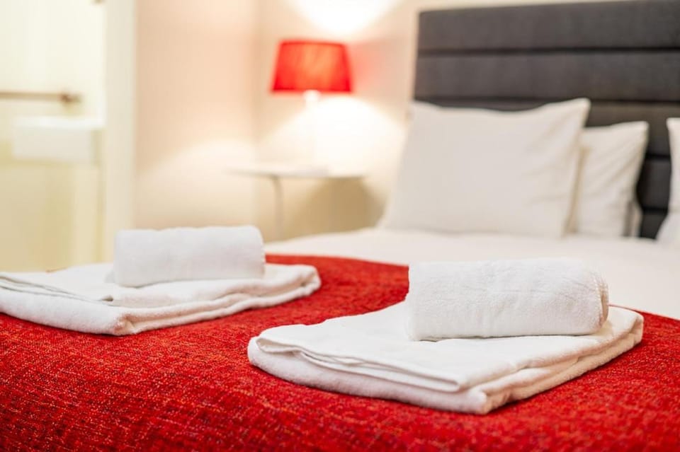 HomeySuite SeaHouse at the Beach Apartment in Lisbon District